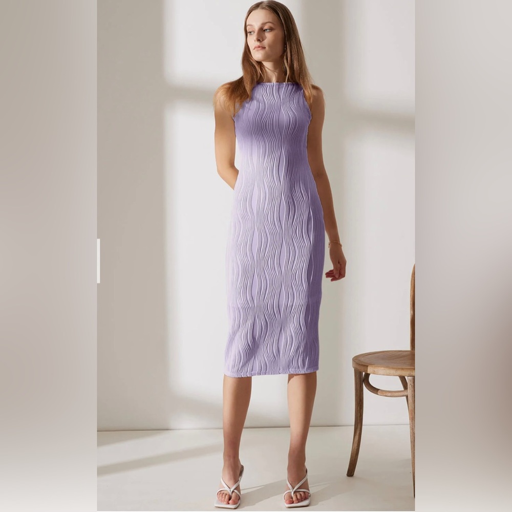 BNWT Rihoas Solid Water Ripple Textured Cami Dress